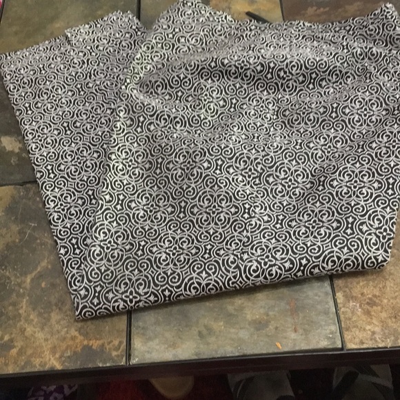 Talbots Petite fully lined Silk pants. Size 10 - Picture 3 of 8